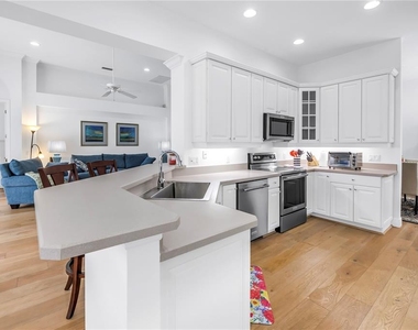 4334 Mirabella Circle - Photo Thumbnail 23