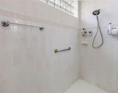 4334 Mirabella Circle - Photo Thumbnail 38