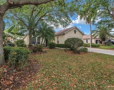 4334 Mirabella Circle - Photo Thumbnail 2