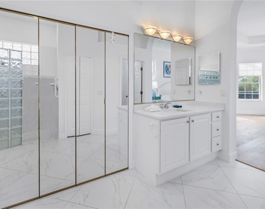 4334 Mirabella Circle - Photo Thumbnail 41