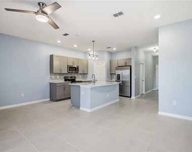 11779 Glenside Terrace - Photo Thumbnail 4
