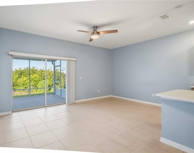 11779 Glenside Terrace - Photo Thumbnail 5