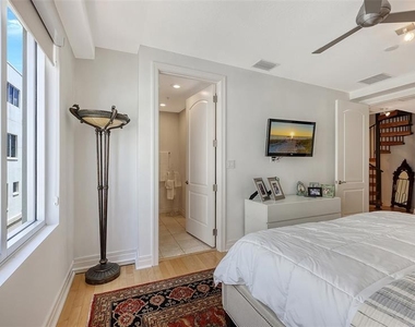 235 Cocoanut Avenue - Photo Thumbnail 36
