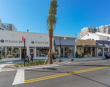 235 Cocoanut Avenue - Photo Thumbnail 60