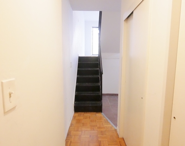 151 Lexington Avenue - Photo Thumbnail 8