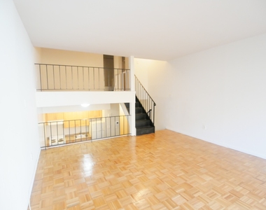 151 Lexington Avenue - Photo Thumbnail 2
