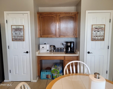 7401 Plaza Taurina Drive - Photo Thumbnail 9