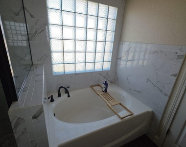 12867 Hidden Grove Drive - Photo Thumbnail 33
