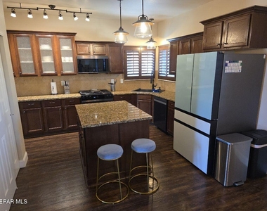 12867 Hidden Grove Drive - Photo Thumbnail 14
