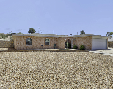 7112 Ramada Drive - Photo Thumbnail 2