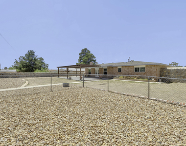 7112 Ramada Drive - Photo Thumbnail 27