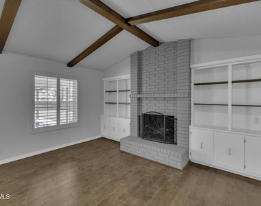 7112 Ramada Drive - Photo Thumbnail 11