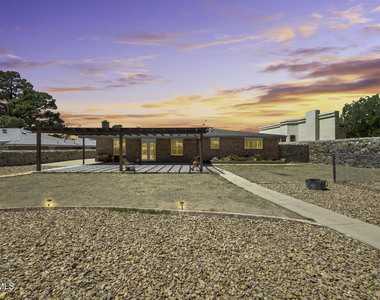7112 Ramada Drive - Photo Thumbnail 3