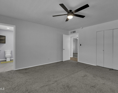 7112 Ramada Drive - Photo Thumbnail 21