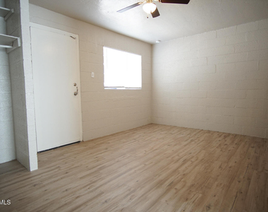7303 Dale Road - Photo Thumbnail 6