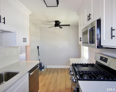 6 Revere Drive - Photo Thumbnail 14