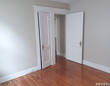 37 Fairfield Street - Photo Thumbnail 9