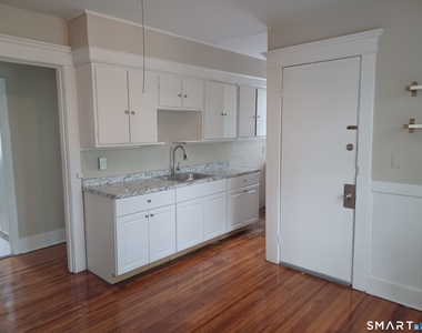 37 Fairfield Street - Photo Thumbnail 7