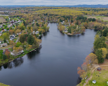 44 Lake Drive - Photo Thumbnail 19