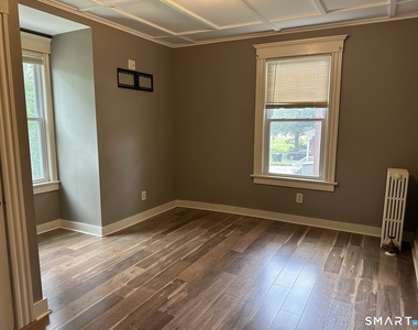 371 Prospect Street - Photo Thumbnail 14