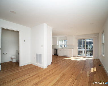 44 Mettler Street - Photo Thumbnail 7