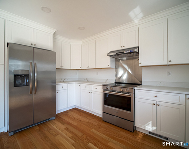 44 Mettler Street - Photo Thumbnail 10