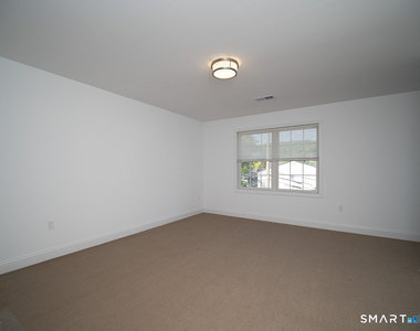 44 Mettler Street - Photo Thumbnail 17