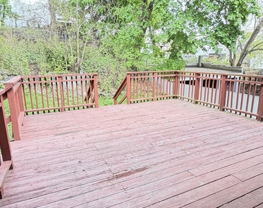 113 Southview Street - Photo Thumbnail 12