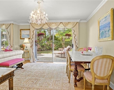 162 Regents Park - Photo Thumbnail 4