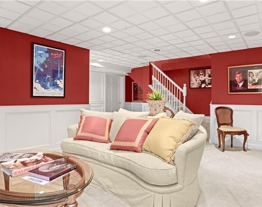 162 Regents Park - Photo Thumbnail 21