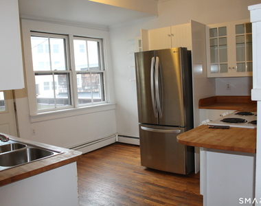45 West Main Street - Photo Thumbnail 2