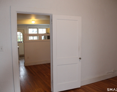 45 West Main Street - Photo Thumbnail 18