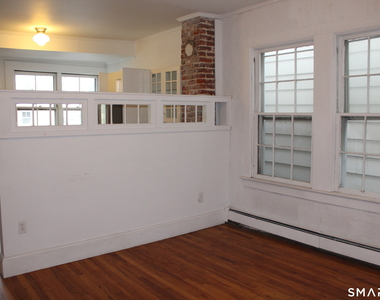 45 West Main Street - Photo Thumbnail 8