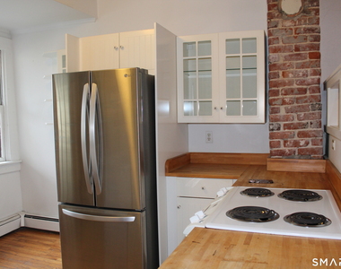 45 West Main Street - Photo Thumbnail 5