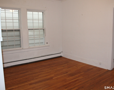 45 West Main Street - Photo Thumbnail 7