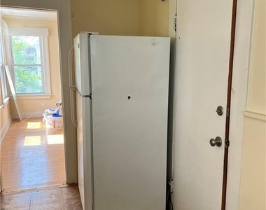 259 Humphrey Street - Photo Thumbnail 2
