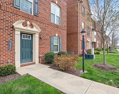 1922 Georgetown - Photo Thumbnail 1