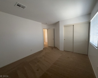 5438 Old Oak Court - Photo Thumbnail 6