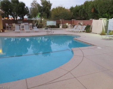 8421 Insignia Avenue - Photo Thumbnail 3