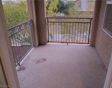 8421 Insignia Avenue - Photo Thumbnail 6