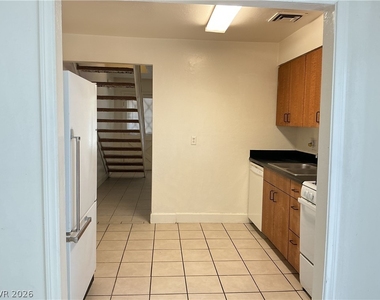 3968 Voxna Street - Photo Thumbnail 2