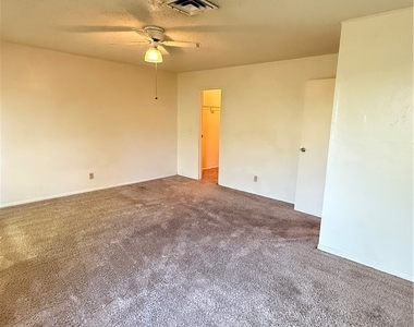 3968 Voxna Street - Photo Thumbnail 16
