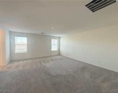 3045 Foxtail Hollow Avenue - Photo Thumbnail 27