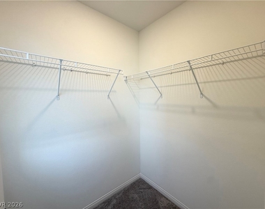 3045 Foxtail Hollow Avenue - Photo Thumbnail 25