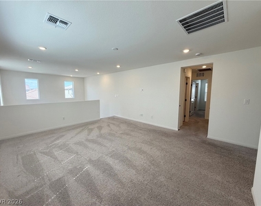 3045 Foxtail Hollow Avenue - Photo Thumbnail 15