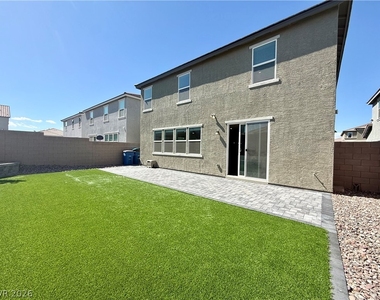 3045 Foxtail Hollow Avenue - Photo Thumbnail 35