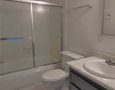 4770 Topaz Street - Photo Thumbnail 11