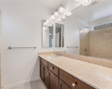 5986 Azzura Palms Avenue - Photo Thumbnail 25