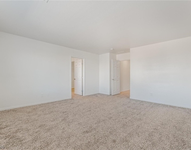 5986 Azzura Palms Avenue - Photo Thumbnail 29