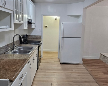 2008 Marlin Avenue - Photo Thumbnail 5
